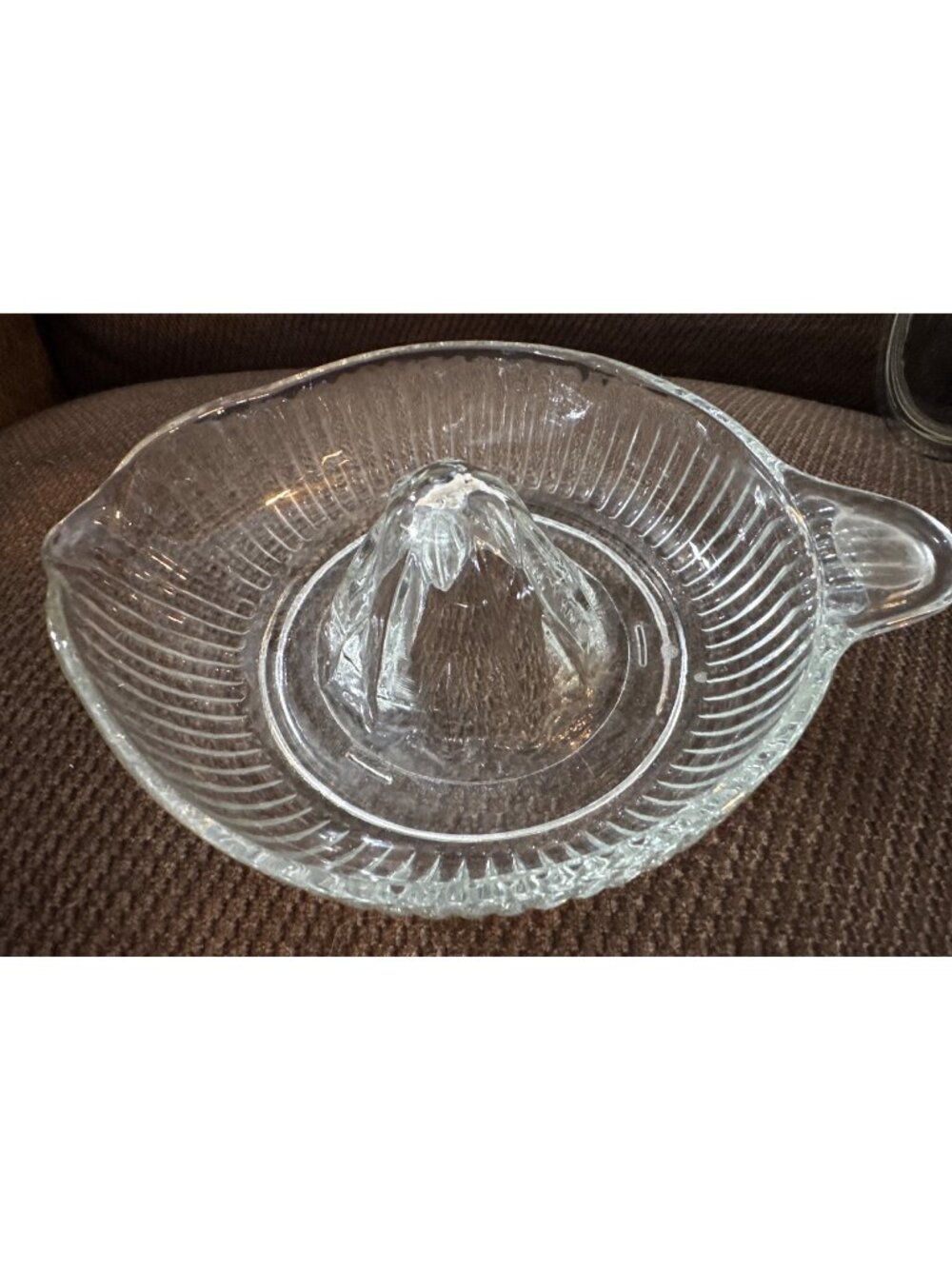 Clear Glass Citrus Juicer Reamer Ribbed Design And Spout 5.5-Inch Diameter (3)